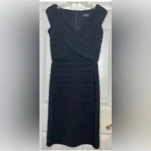 Women TADASHI COLLECTION Black Layered V-Neck Sleeveless Cocktail Dress Medium